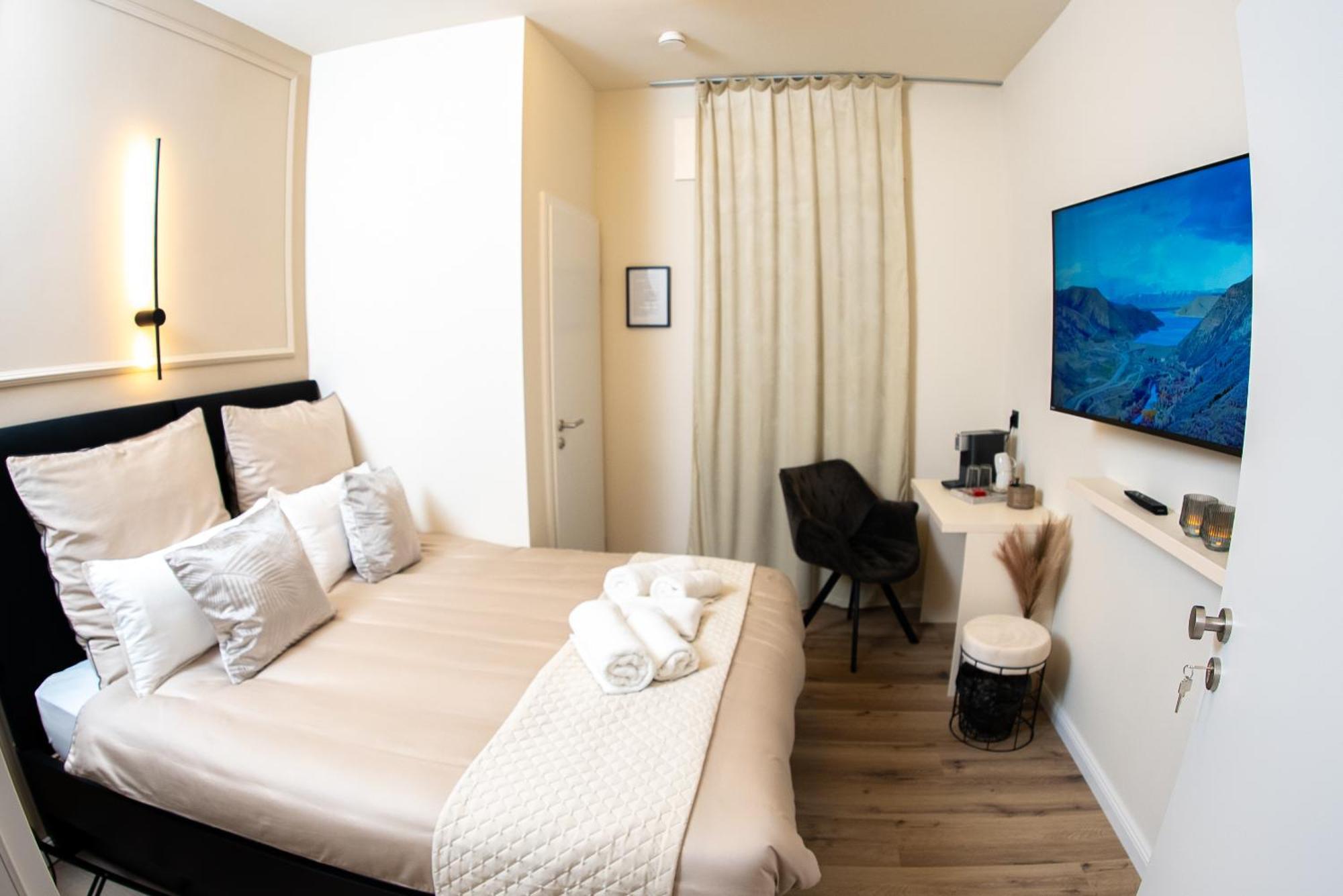 Angelinas Service Apartment 1 Оберхаузен Экстерьер фото